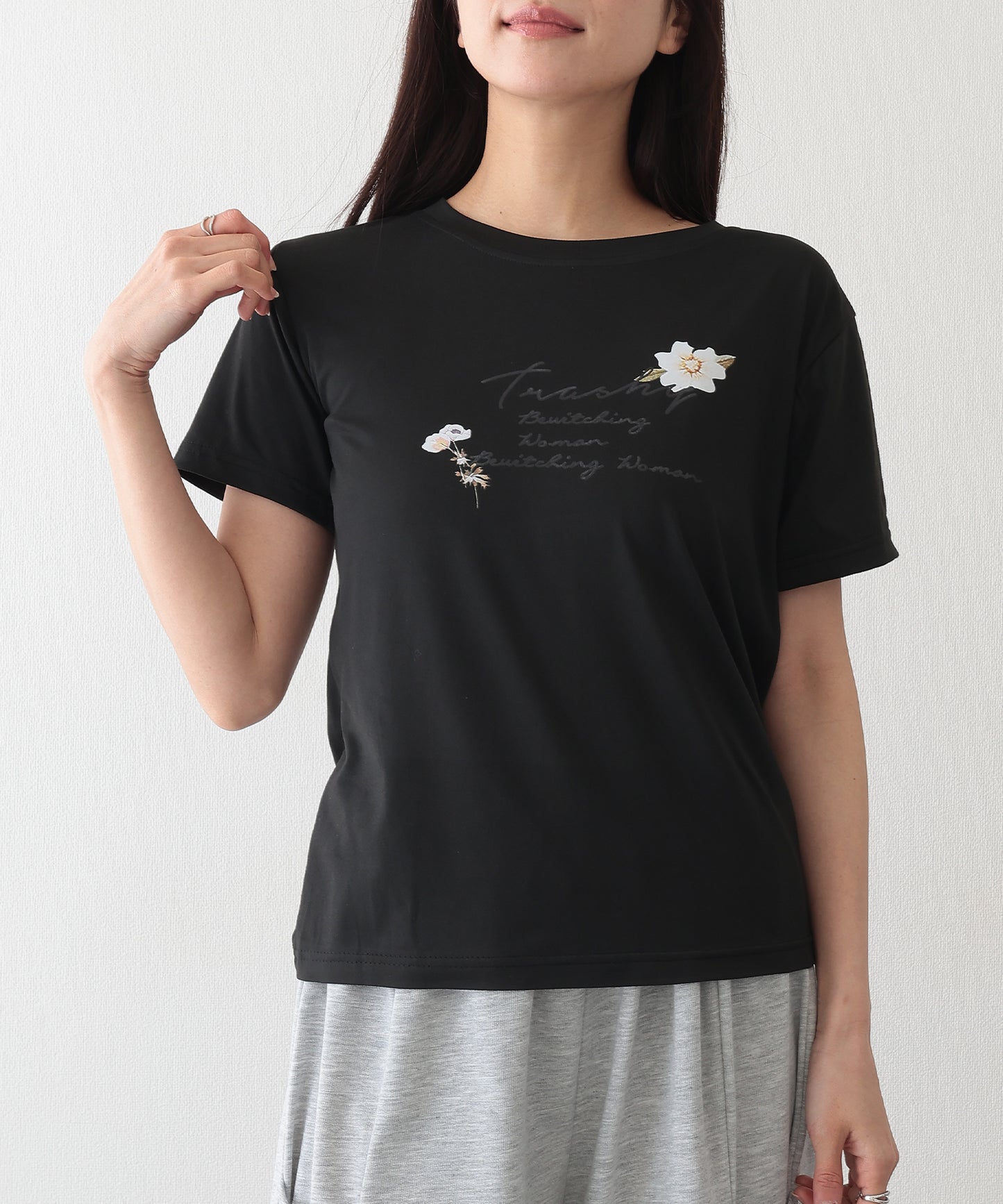ロゴ フラワー プリント 半袖 Tシャツ