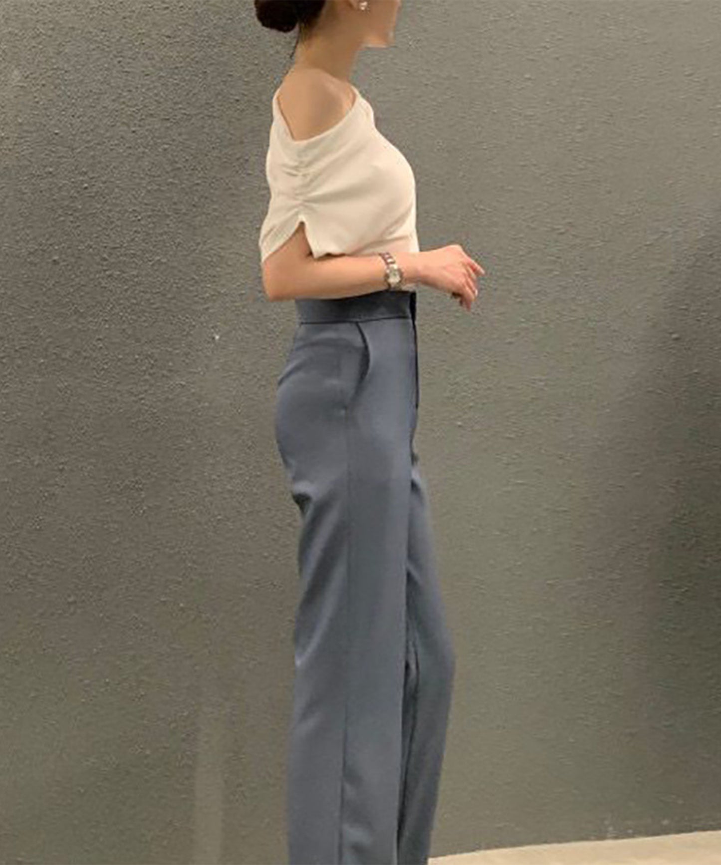 ワンショルダー ドレープ アシンメトリー シャーリング トップス