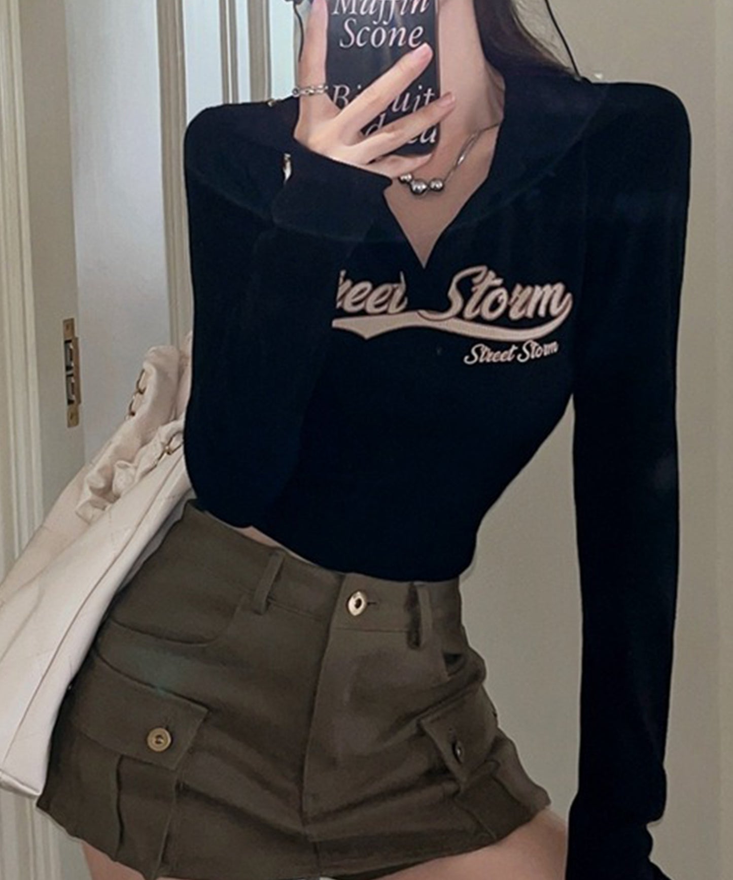 ロゴプリント 襟付き スキッパーネック クロップド丈 カットソー