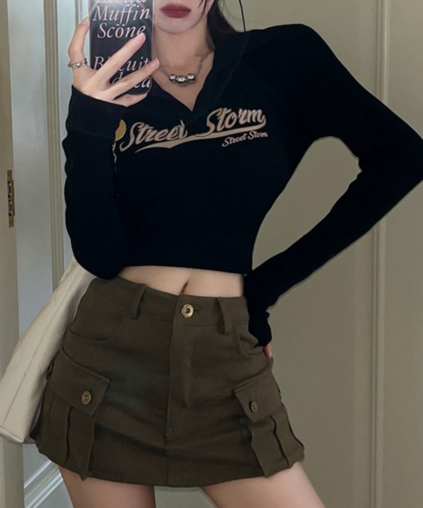 ロゴプリント 襟付き スキッパーネック クロップド丈 カットソー