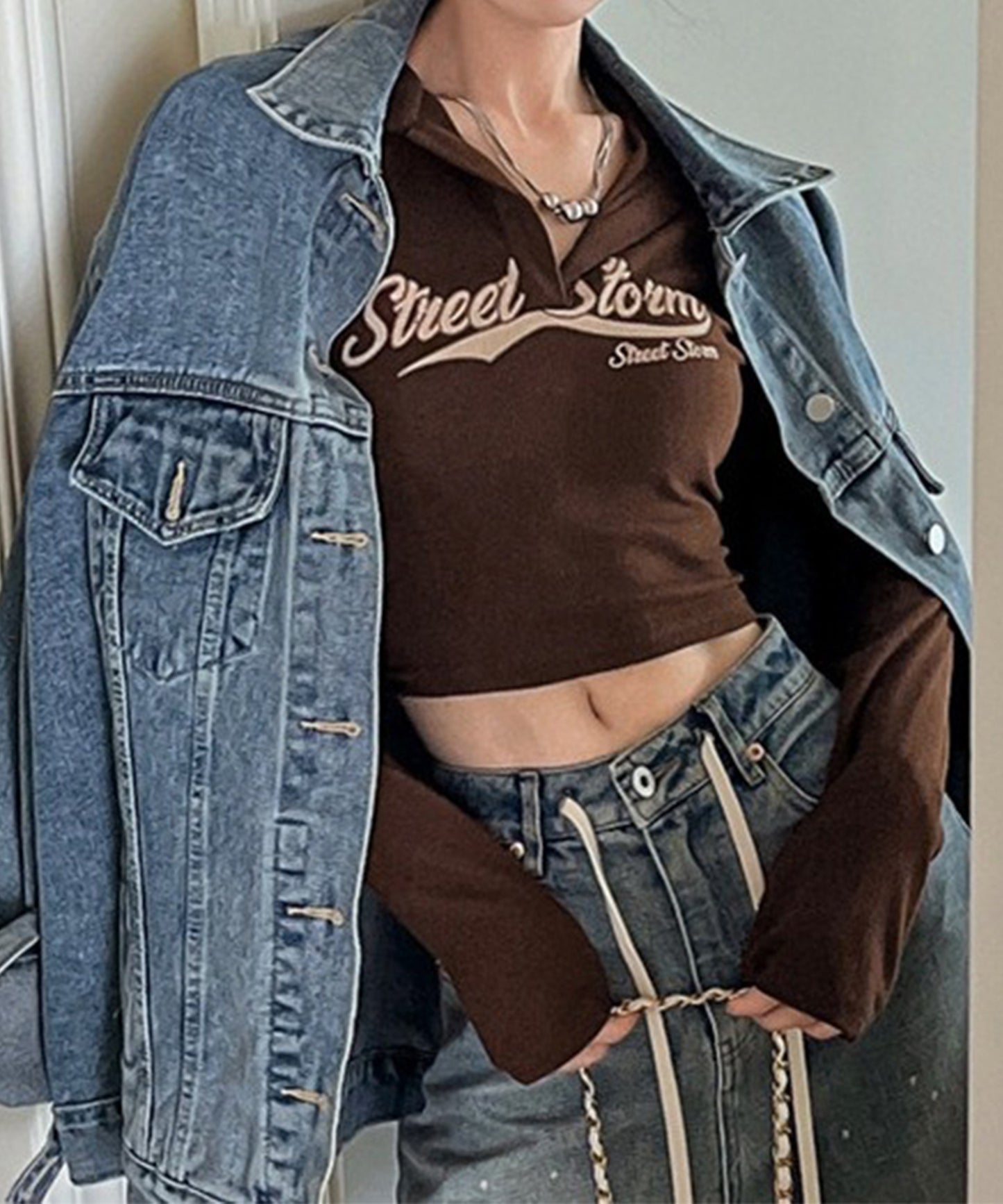 ロゴプリント 襟付き スキッパーネック クロップド丈 カットソー