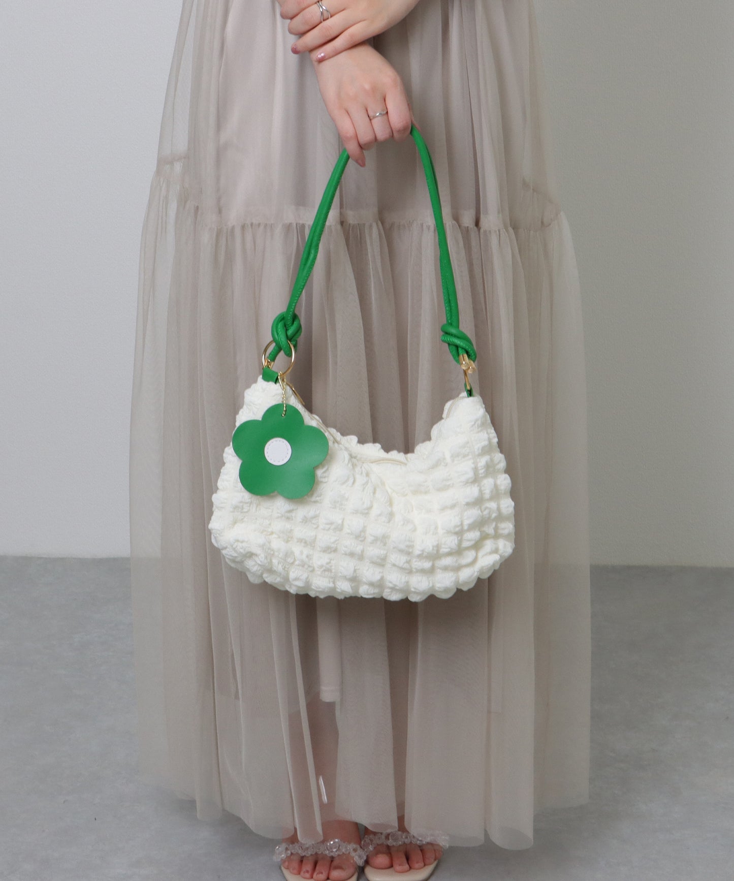 フラワー チャーム付き バイカラー ぽこぽこ 2WAY ショルダーバッグ