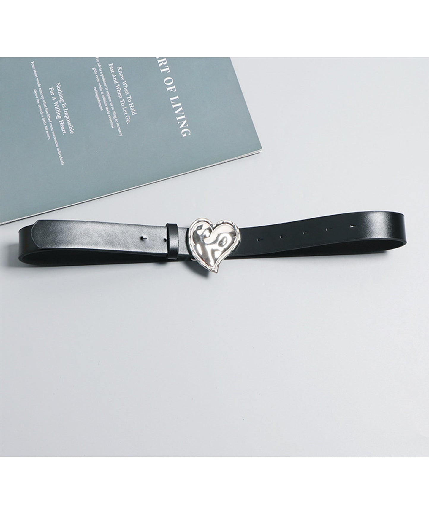 レザー調 ハート モチーフ バックル ベルト