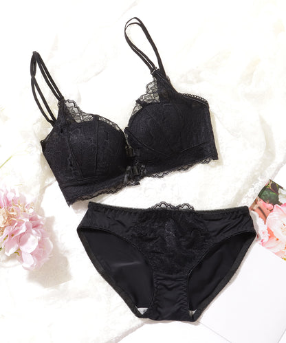 クロスストラップ フロントホック レーシィ ブラ&ショーツ