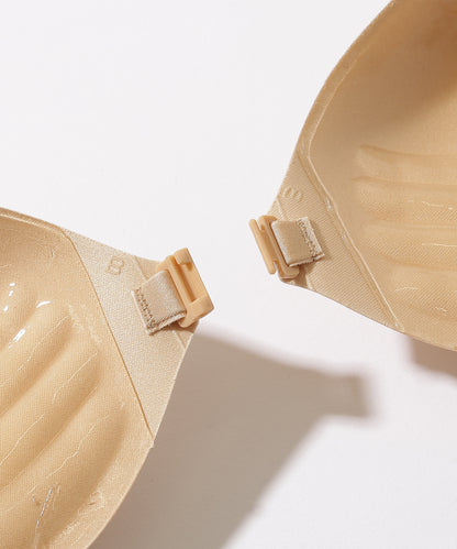 3D パッド付き ヌード シリコン ブラジャー