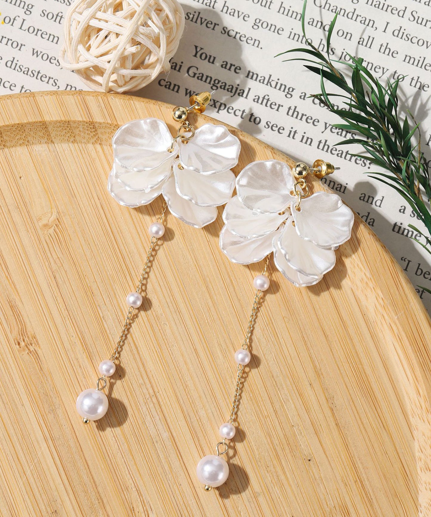 パール モチーフ バラエティ デザイン ピアス