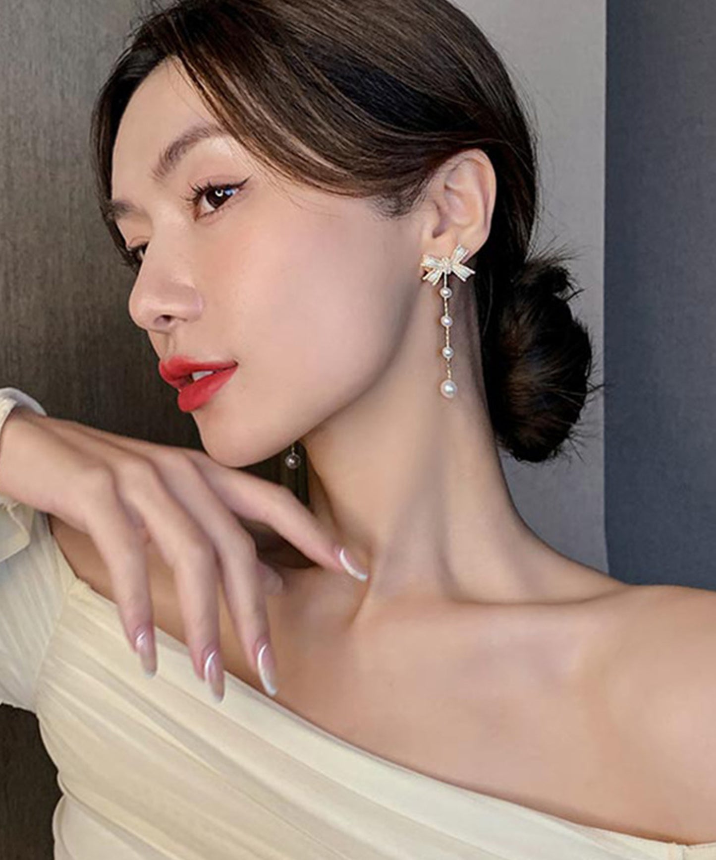 パール リボン ロング チェーン ピアス