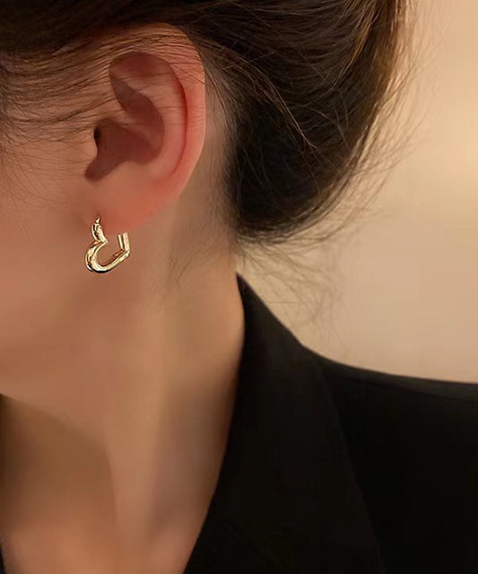メタリック ミニマル ハート フープ ピアス