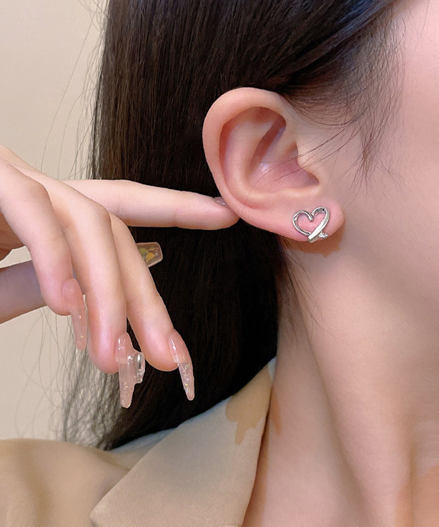 シンプル オープン ハート イヤリング / ピアス