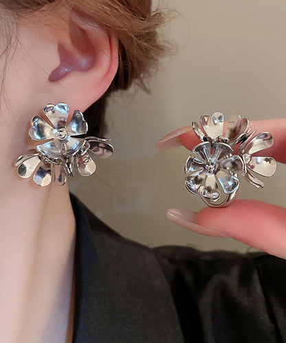 メタリック 3D ブーケ フープ ピアス