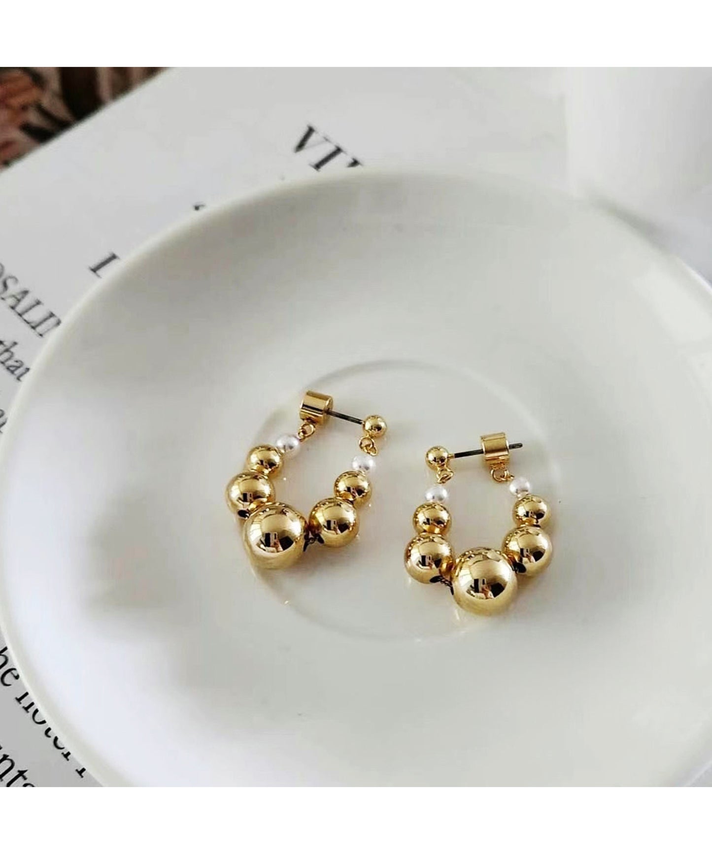 メタリック ボール チェーン フープ ピアス