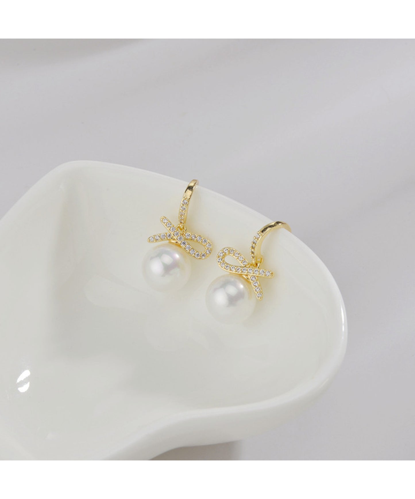 リッチ テイスト バラエティ デザイン ピアス