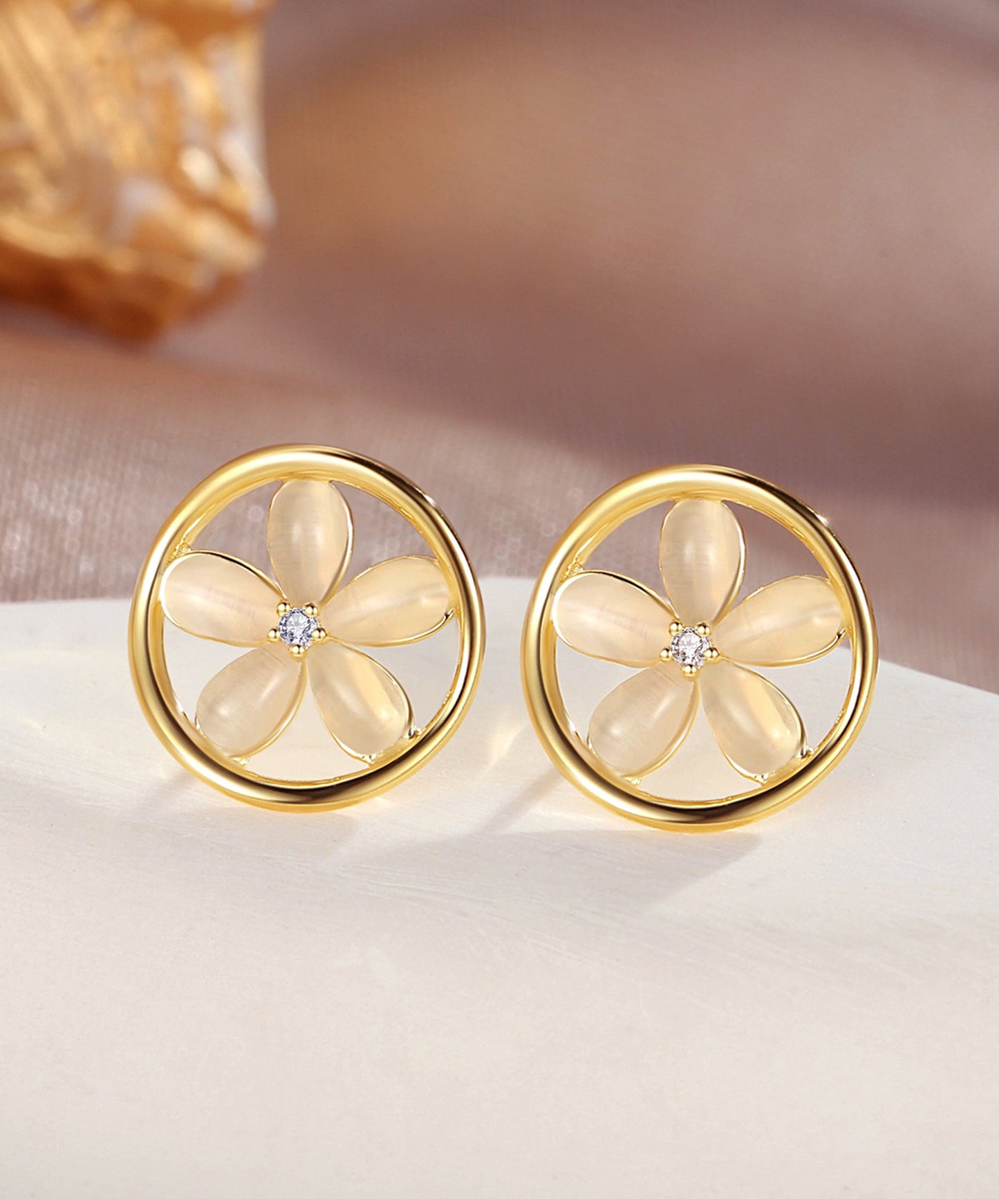 リッチ テイスト バラエティ デザイン ピアス