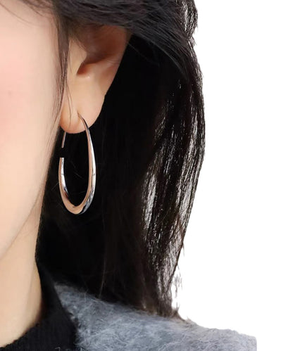 ドロップ ライン ミニマル フープ ピアス