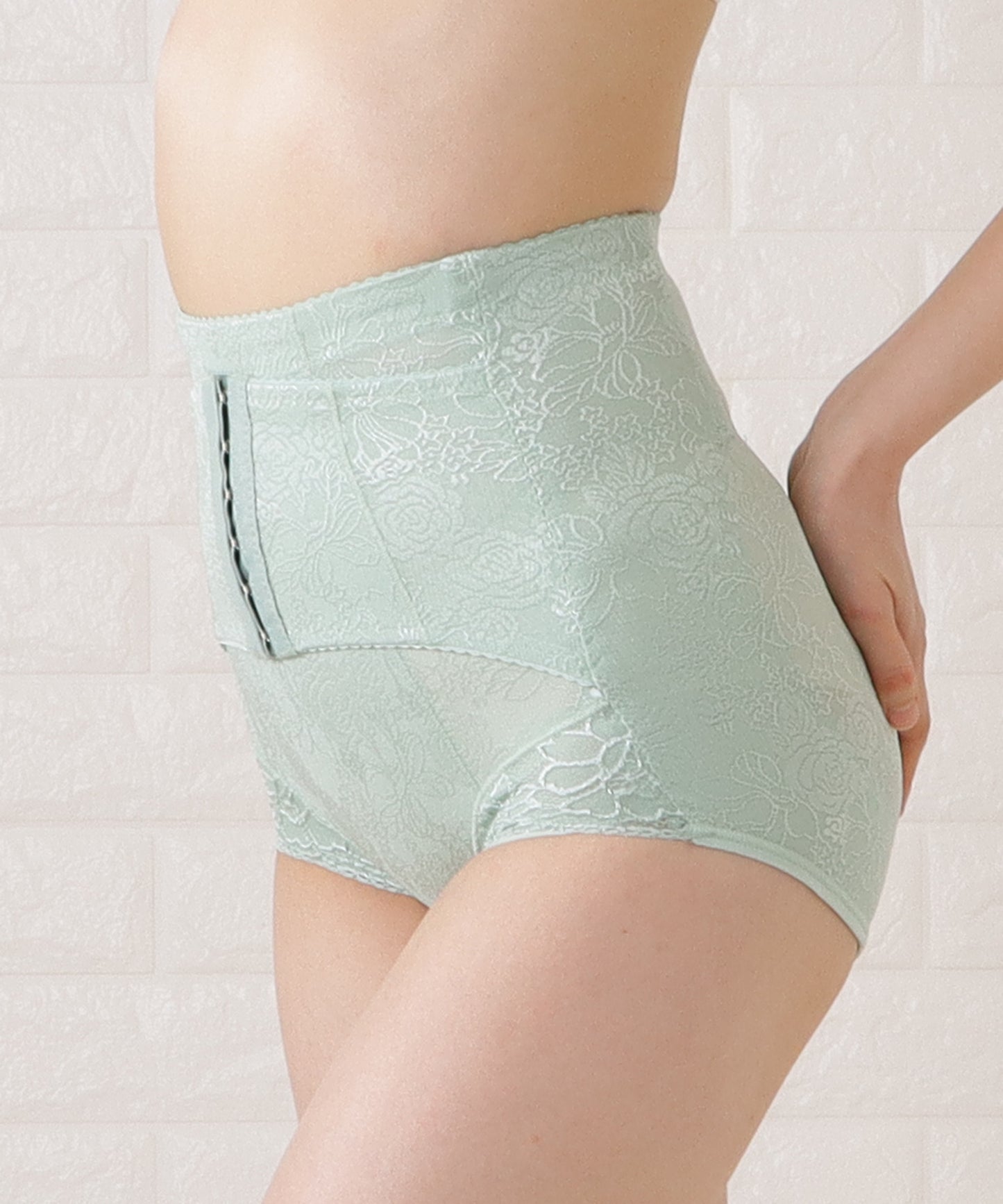 補正下着 レースガードルショーツ