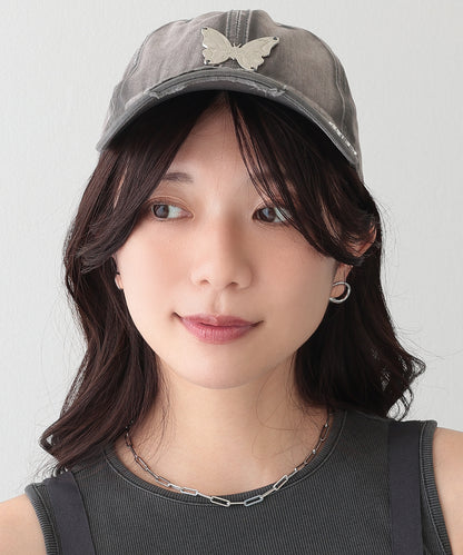 メタリック バタフライ付き サイド ロゴ キャップ