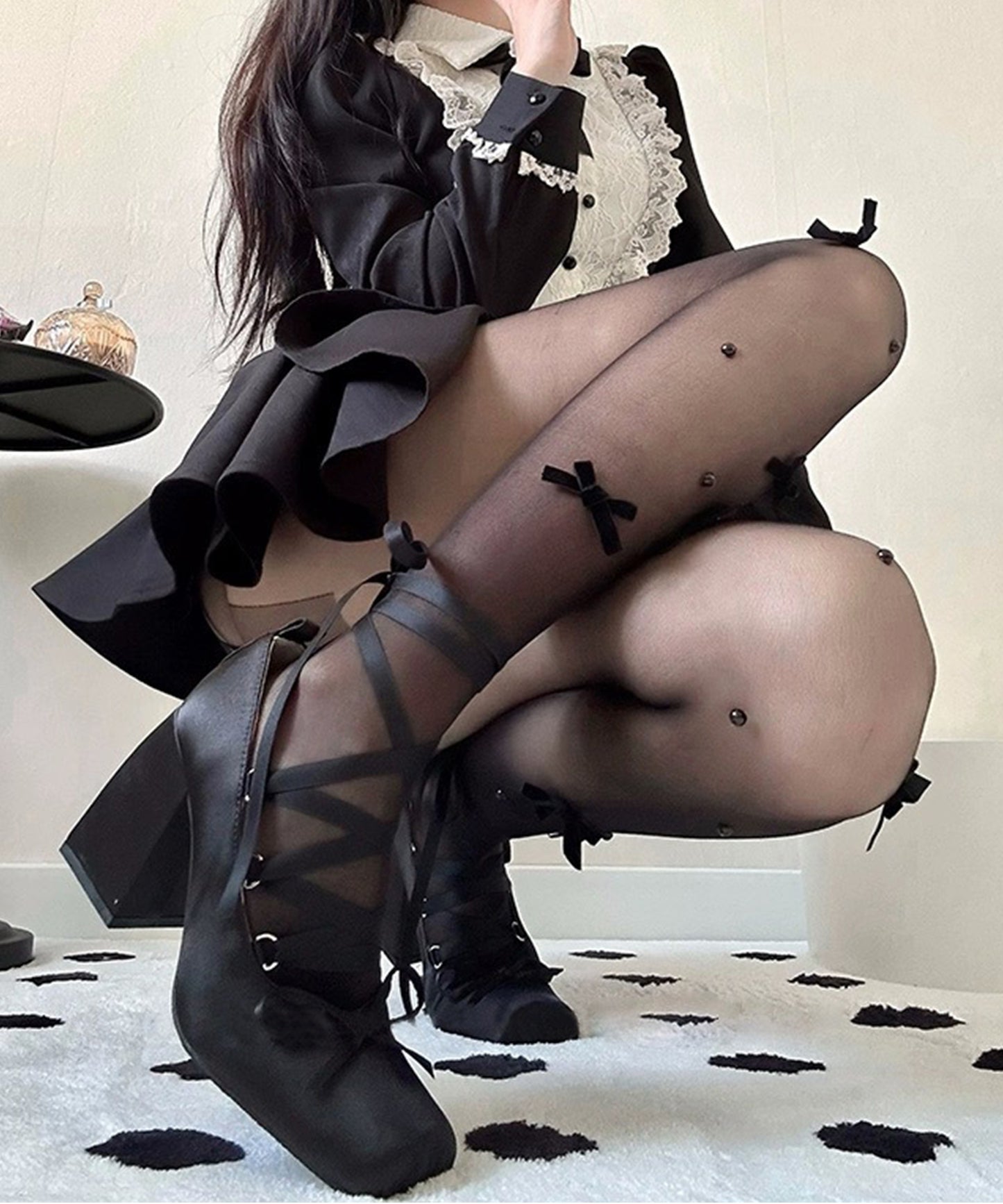 メニー リボン パール シアー ストッキング