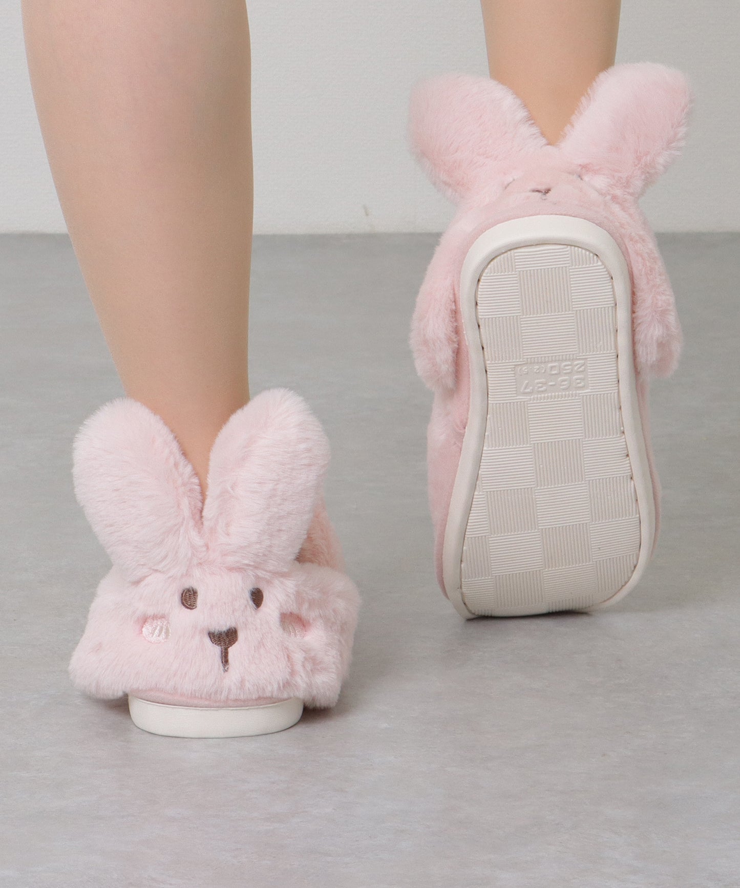 3D ラビット デザイン ファー スリッパ