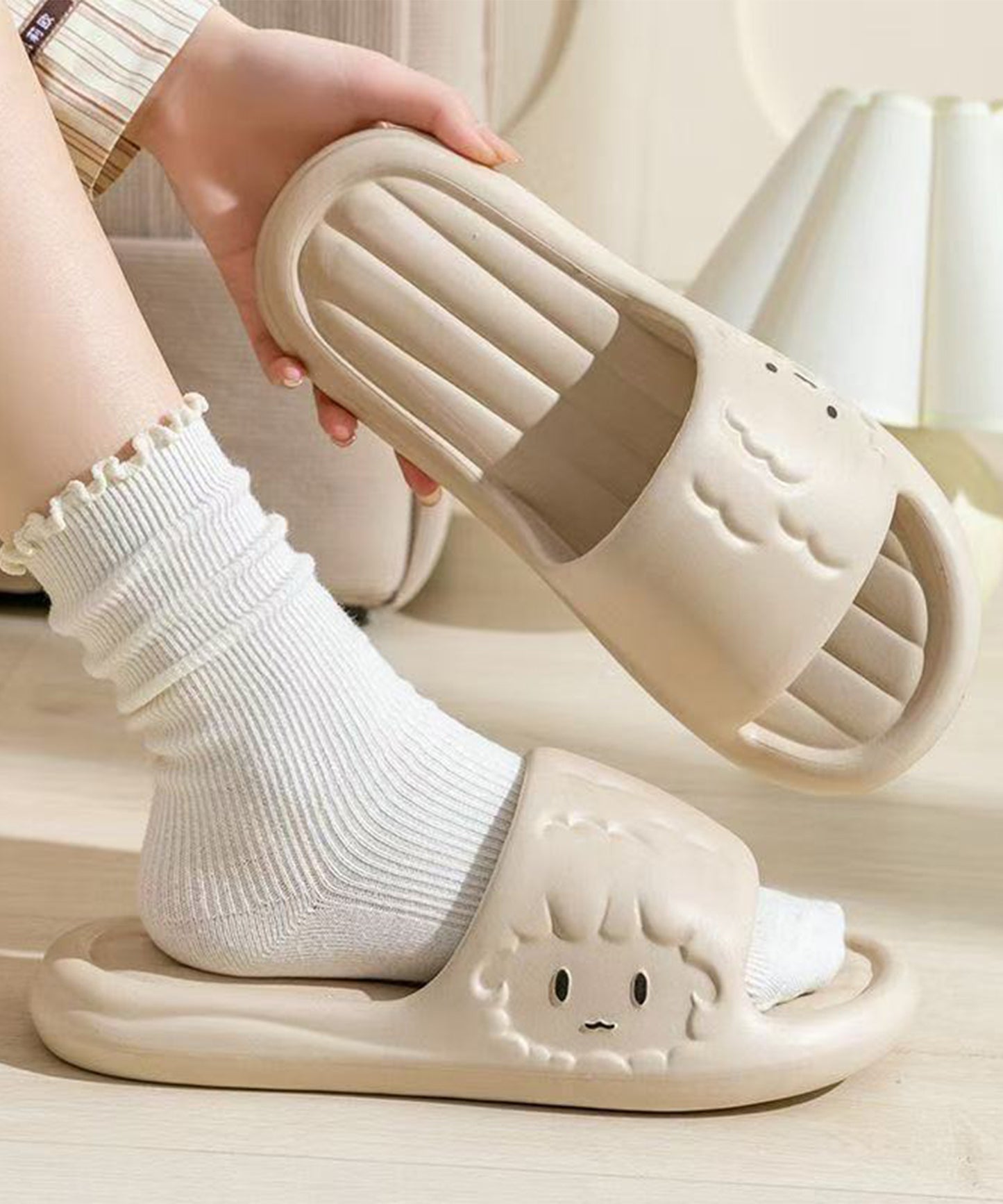 ヒツジ フェイス EVA フラット サンダル シューズ