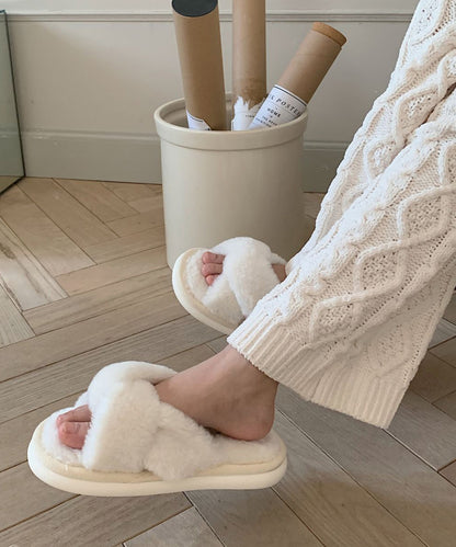 ファー ツイスト クロスデザイン フラット スリッパ ルームシューズ