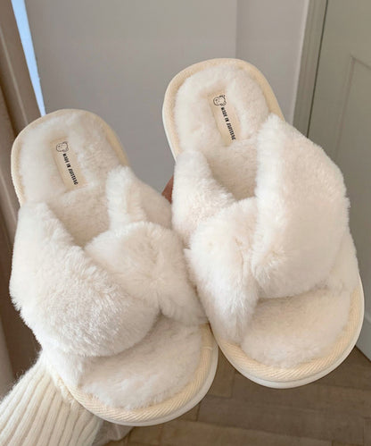 ファー ツイスト クロスデザイン フラット スリッパ ルームシューズ