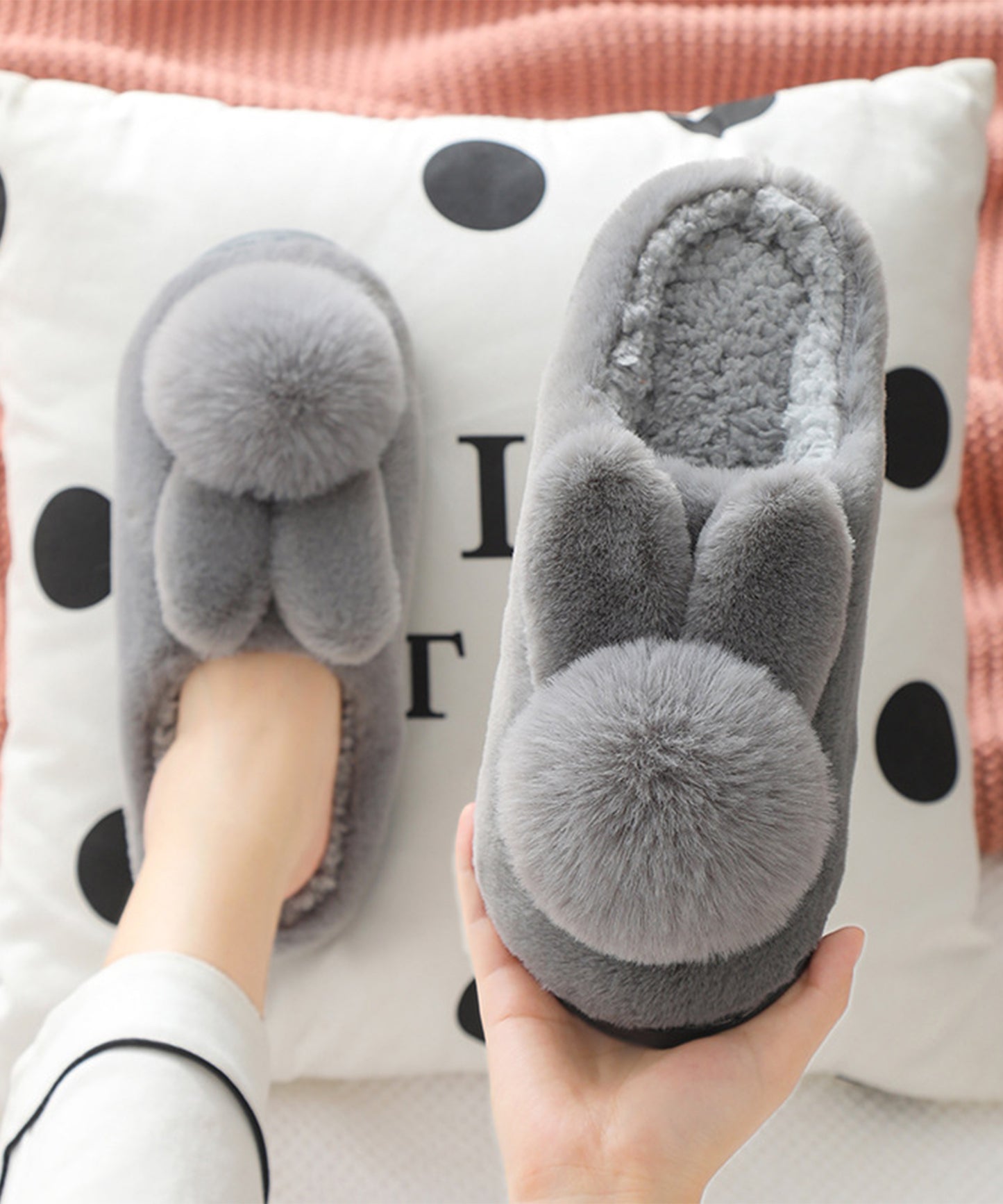 うさぎ 一体型 ファー スリッポン ルームシューズ