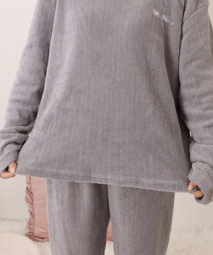 立体ストライプ刺繍付きプルオーバールームウエア