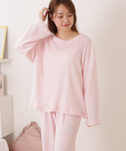 立体ストライプ刺繍付きプルオーバールームウエア