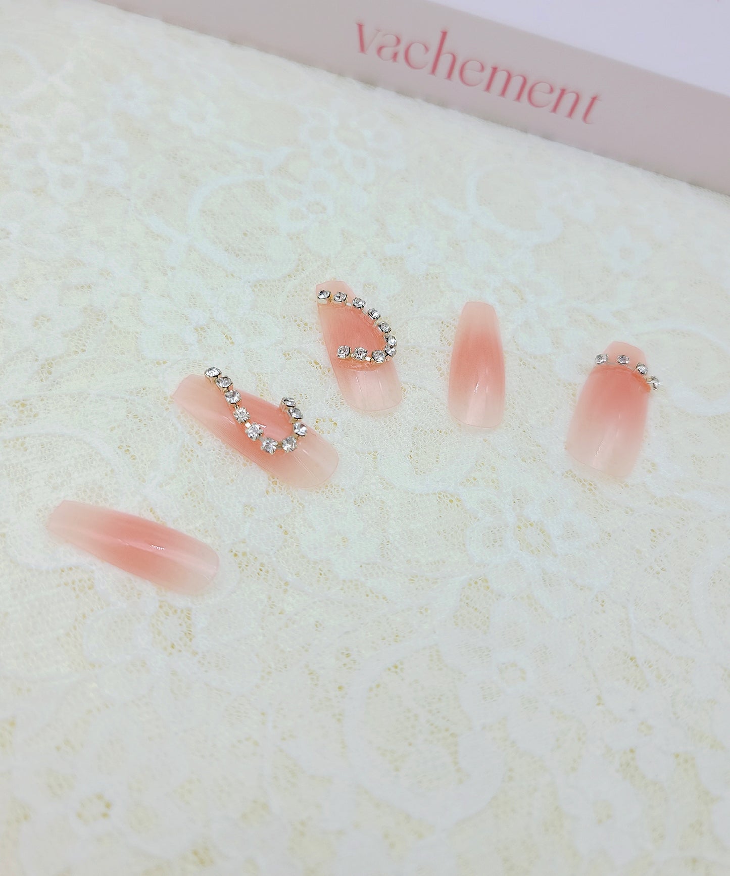バラエティ ビジュー 血色カラー デザイン ネイルチップ