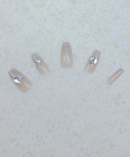 ビジュー付き ラメ フレンチ コフィン ネイルチップ
