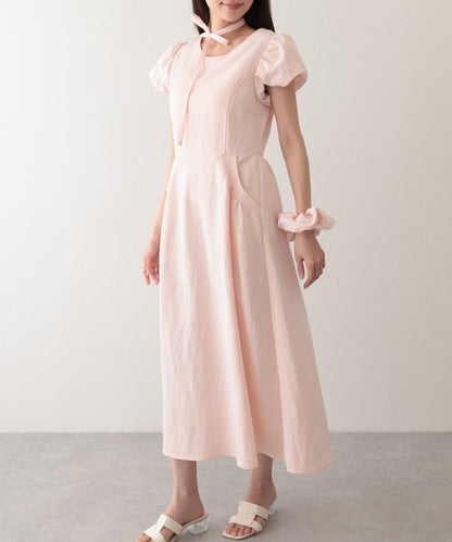 チョーカー付き クルーネック パフスリーブ ギャザー ロング ワンピース