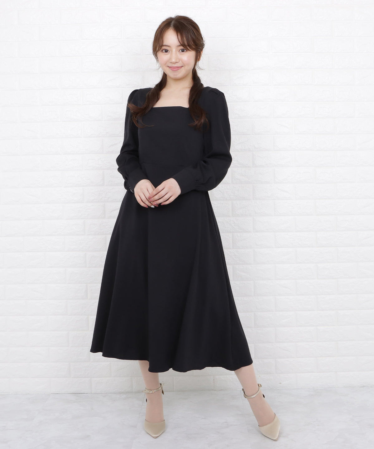 スクエアネックパフスリーブロングワンピース – Lace Ladies