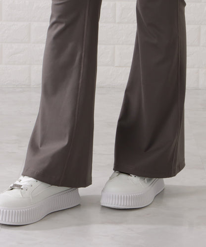 美シルエットシンプルスリムフレアパンツ