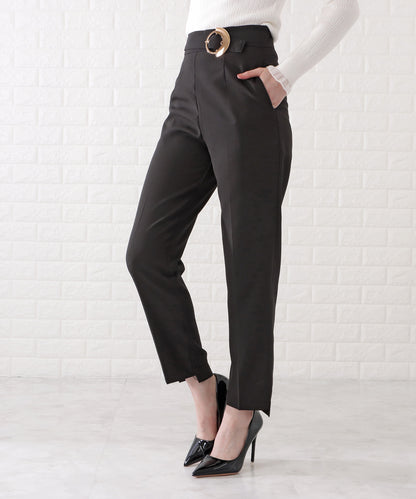 リングバックル付きタックストレートパンツ