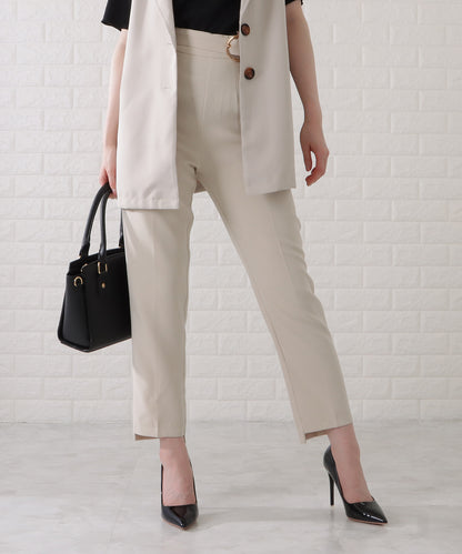 リングバックル付きタックストレートパンツ