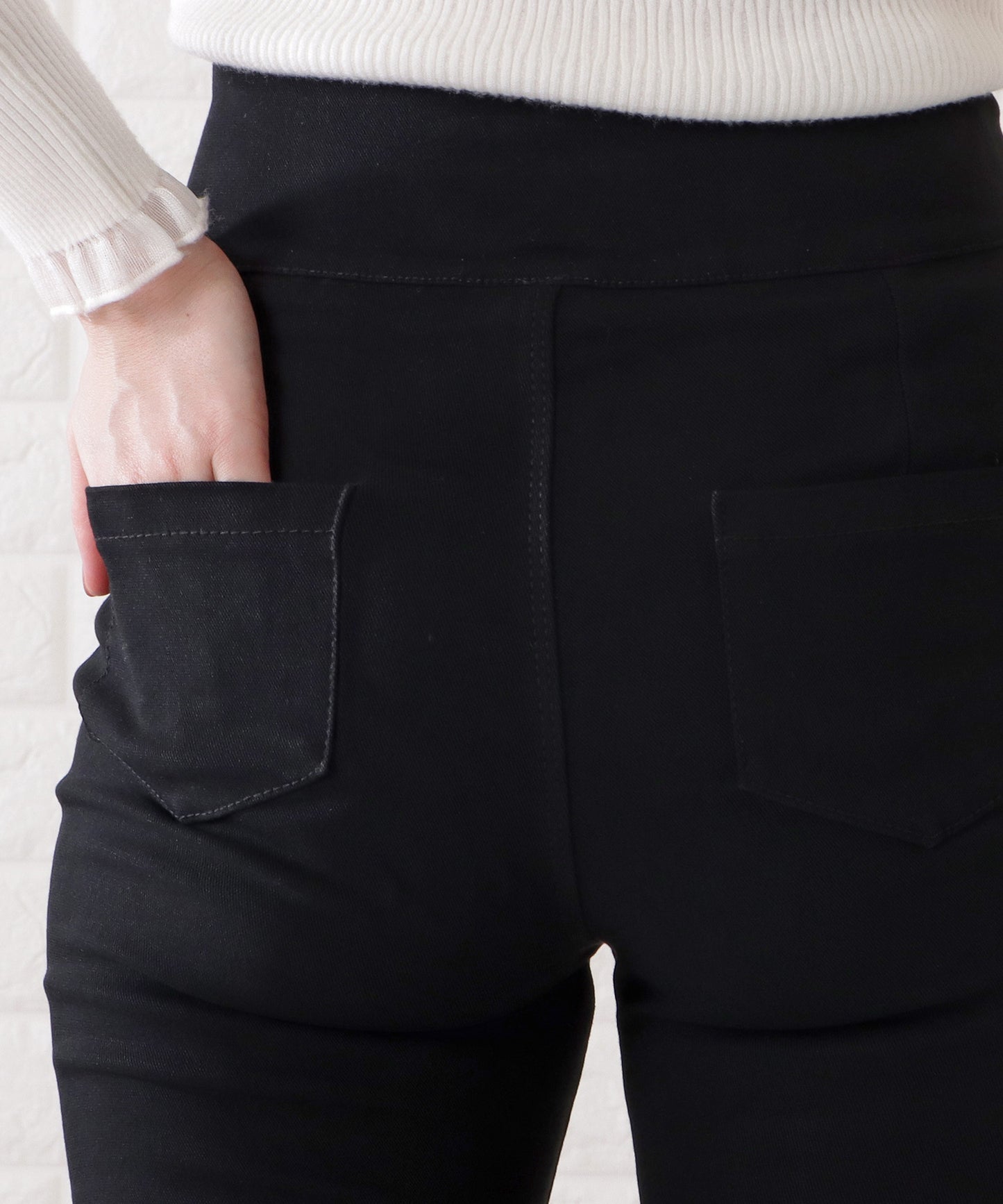 ボタンベルトストレッチスキニーパンツ
