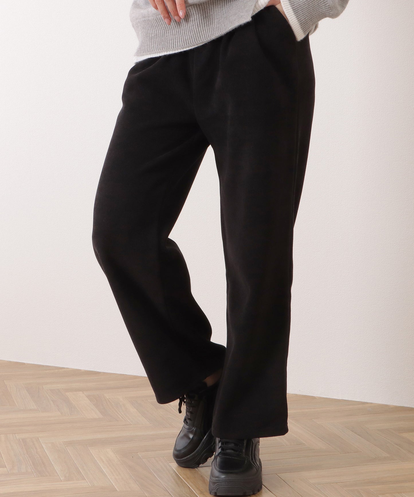 ハイウエストダブルボタンタックワイドパンツ