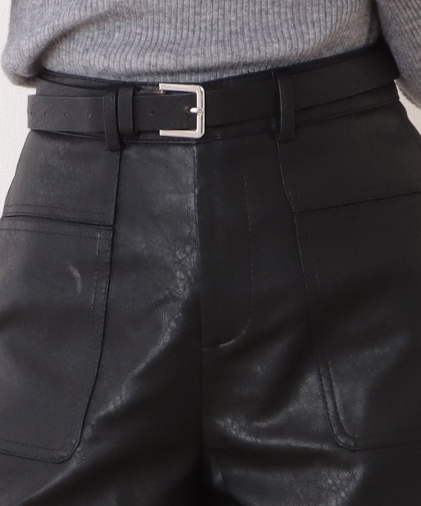 ベルト付き ハイウエスト ショート パンツ