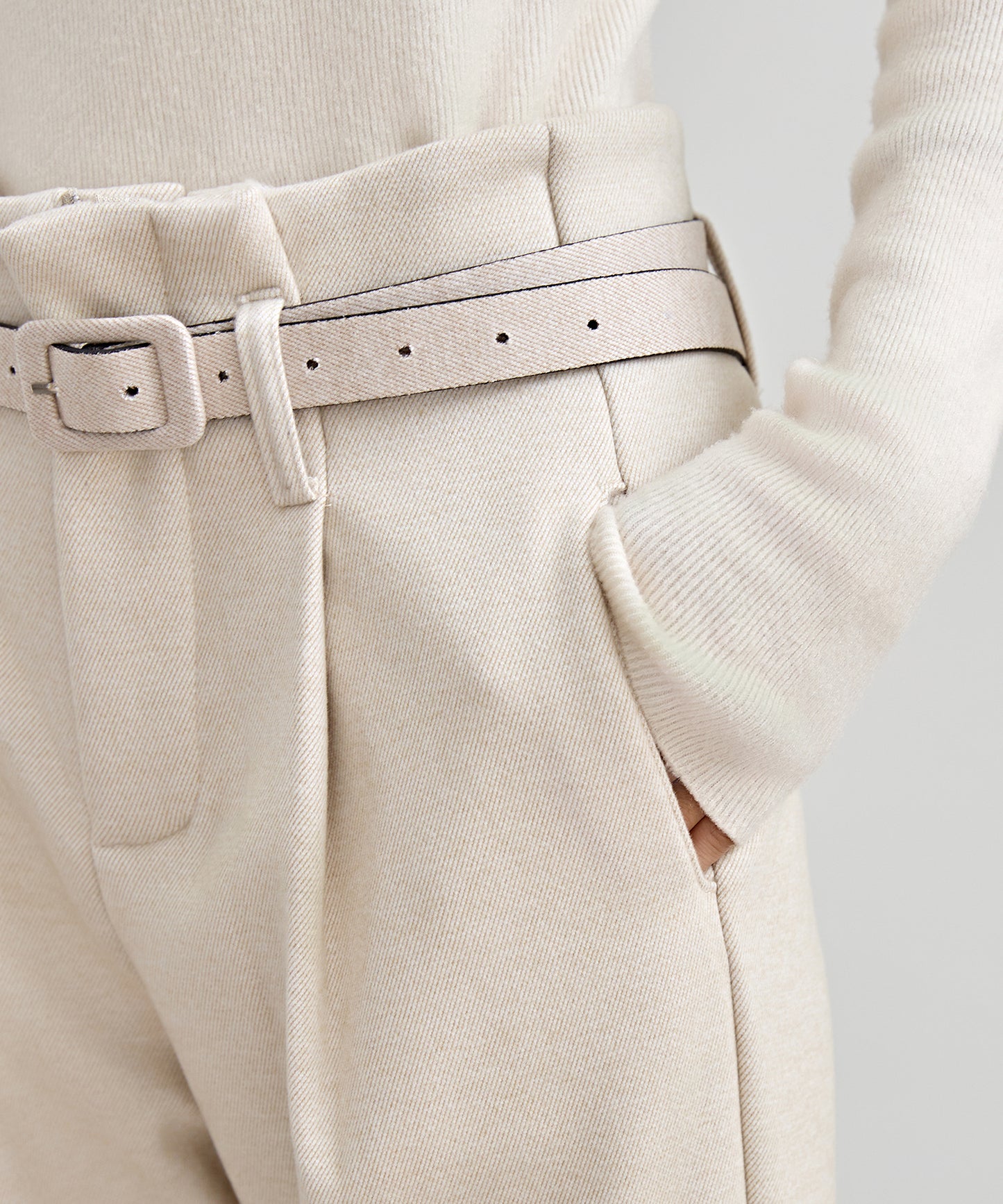 ハイウエスト ベルト付き 裏起毛 テーパード パンツ