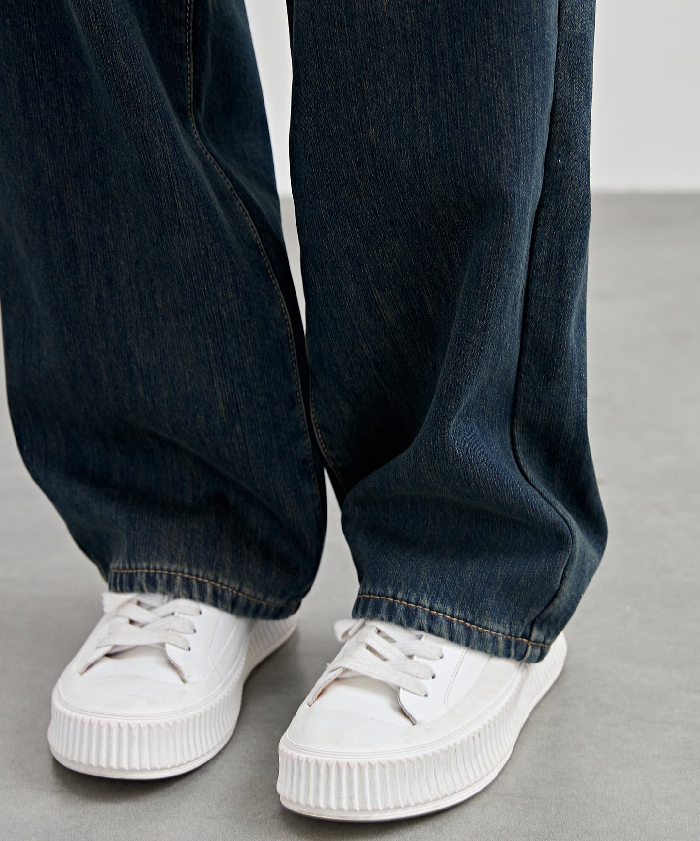 パッチポケット付き ハイウエスト ストレート ワイド デニム 裏起毛