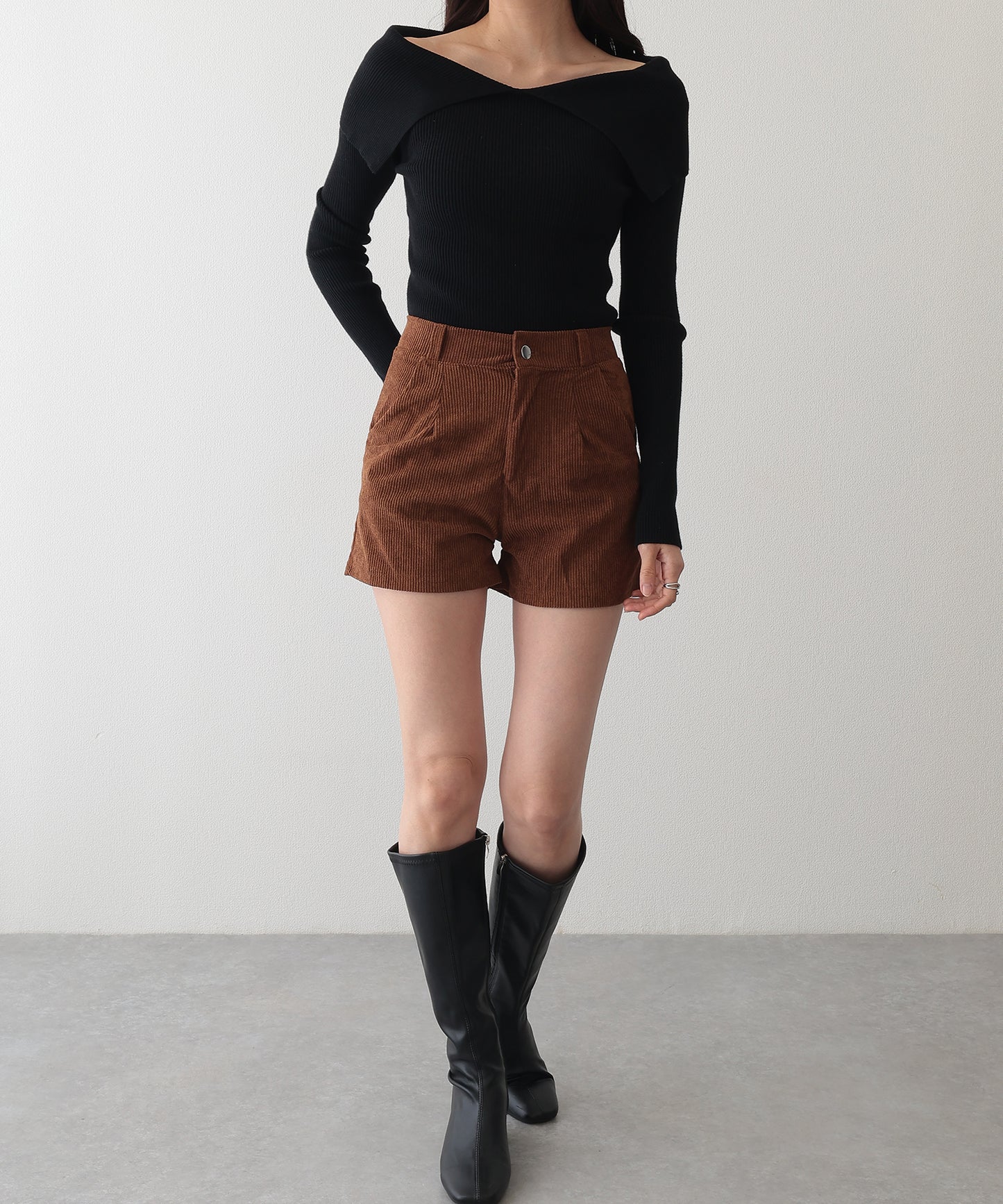 タック フレア コーデュロイ パンツ キュロット