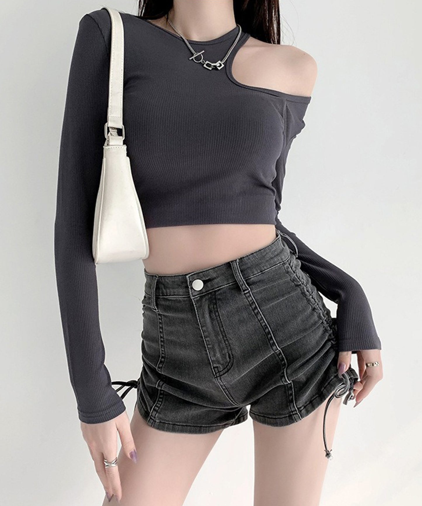 サイド シャーリング リボン デニム ショート パンツ