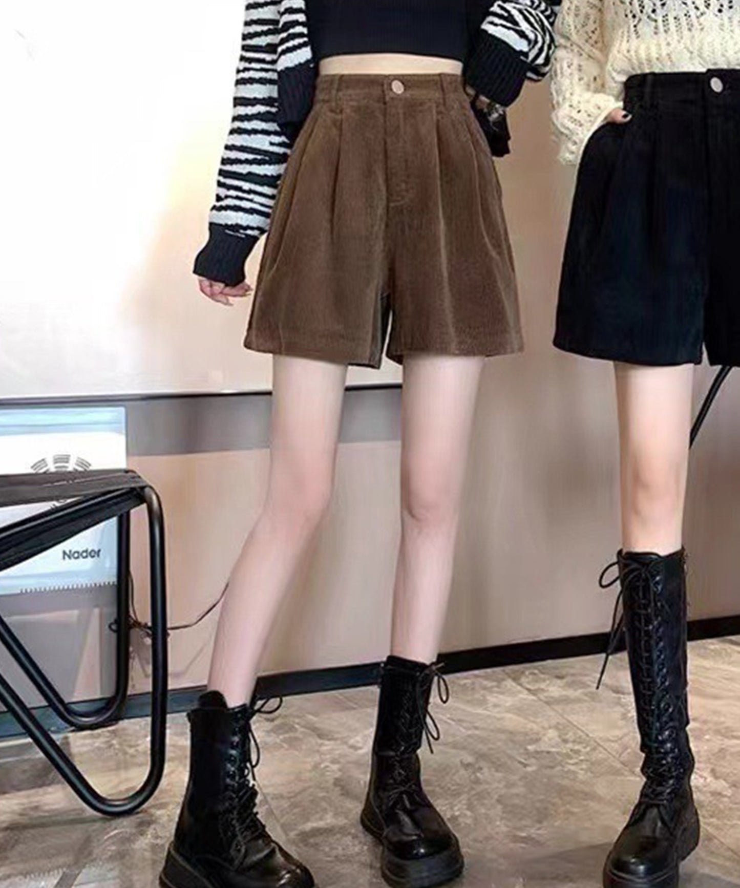 コーデュロイ タック ハイウエスト フレア ショート パンツ