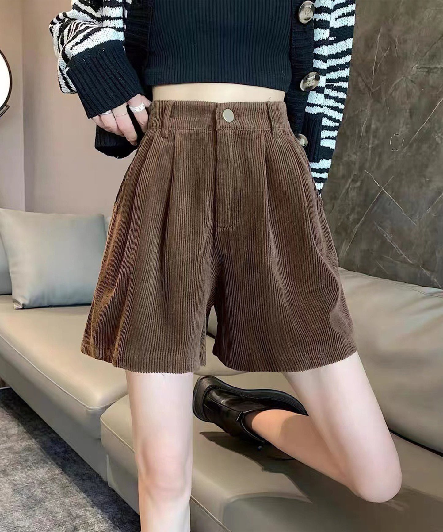 コーデュロイ タック ハイウエスト フレア ショート パンツ