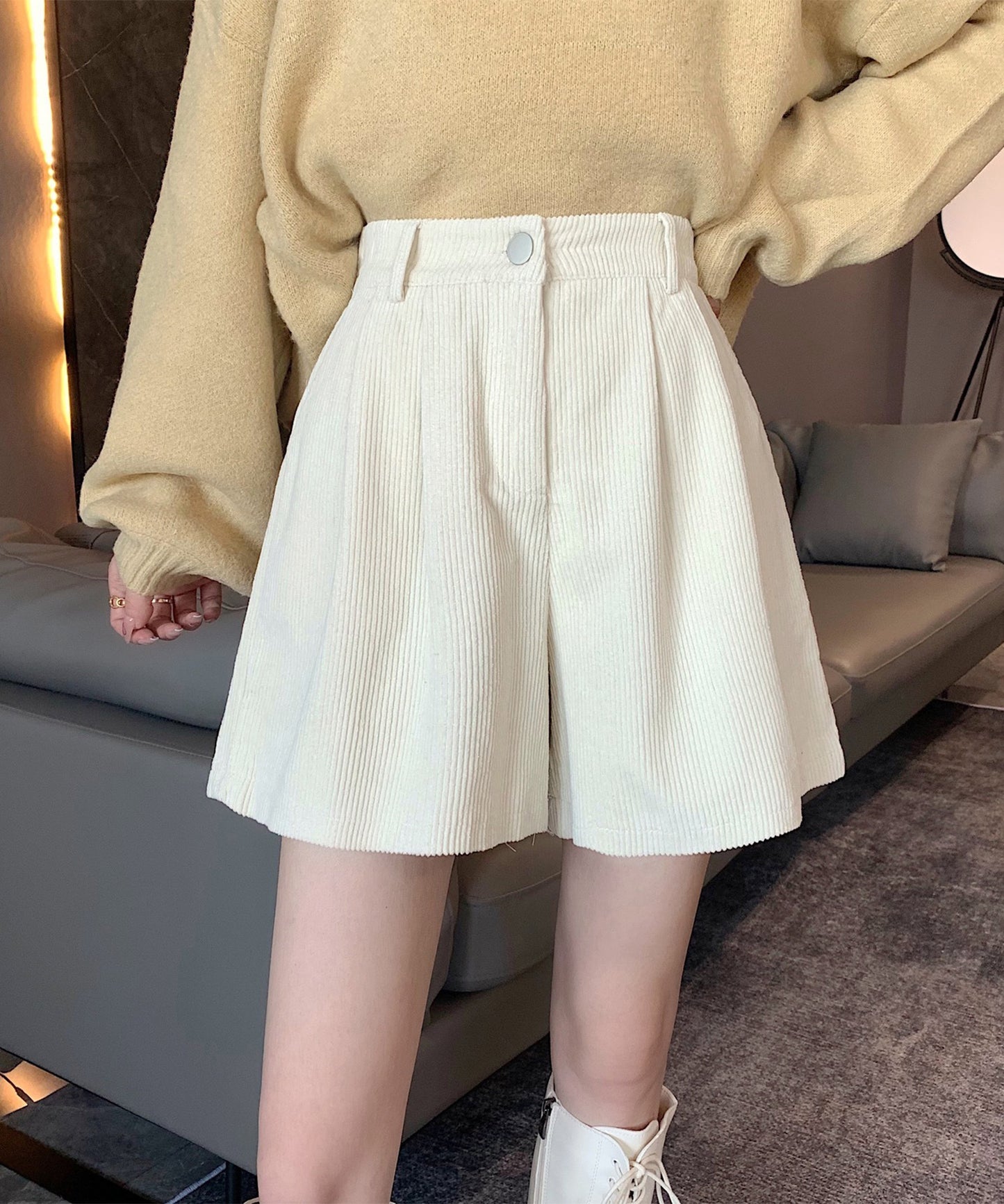 コーデュロイ タック ハイウエスト フレア ショート パンツ