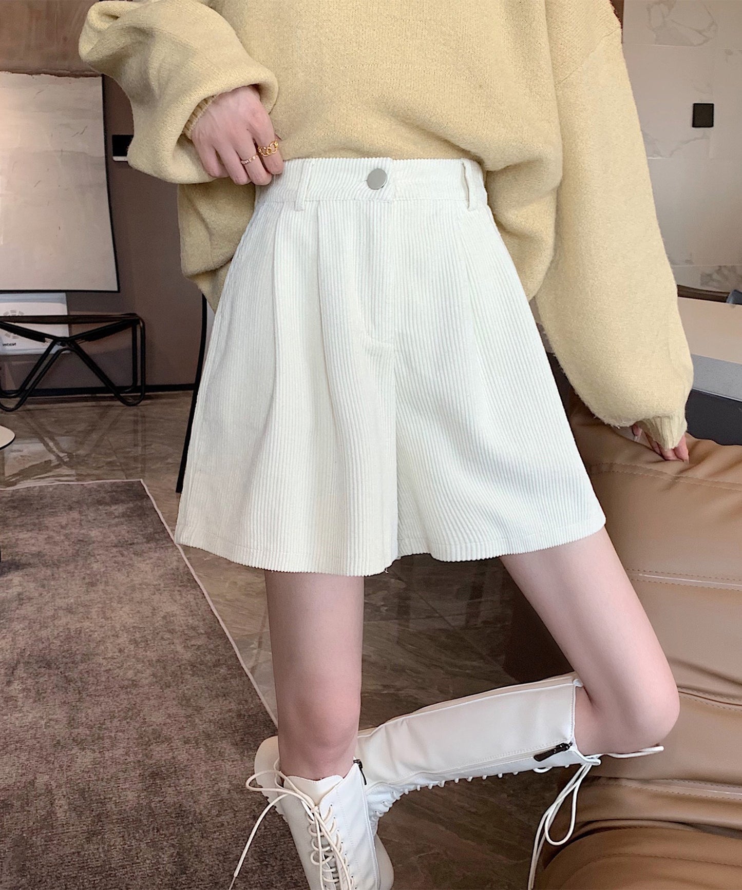 コーデュロイ タック ハイウエスト フレア ショート パンツ