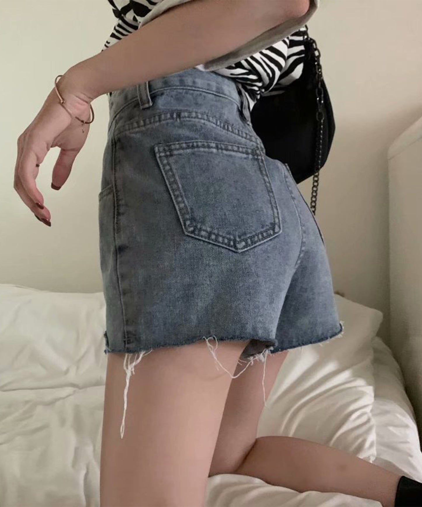 ハイウエスト ダメージ デニム ショート パンツ