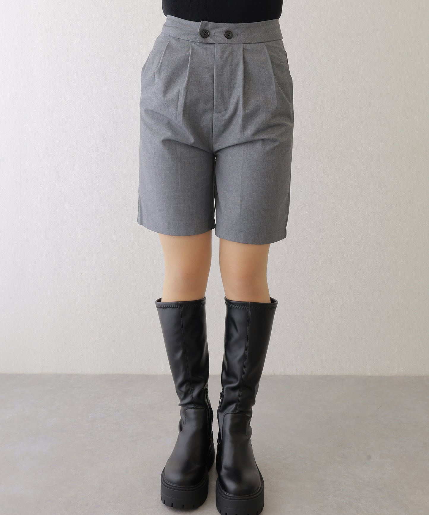 フロントボタン ダブルタック ハイウエスト ハーフ パンツ