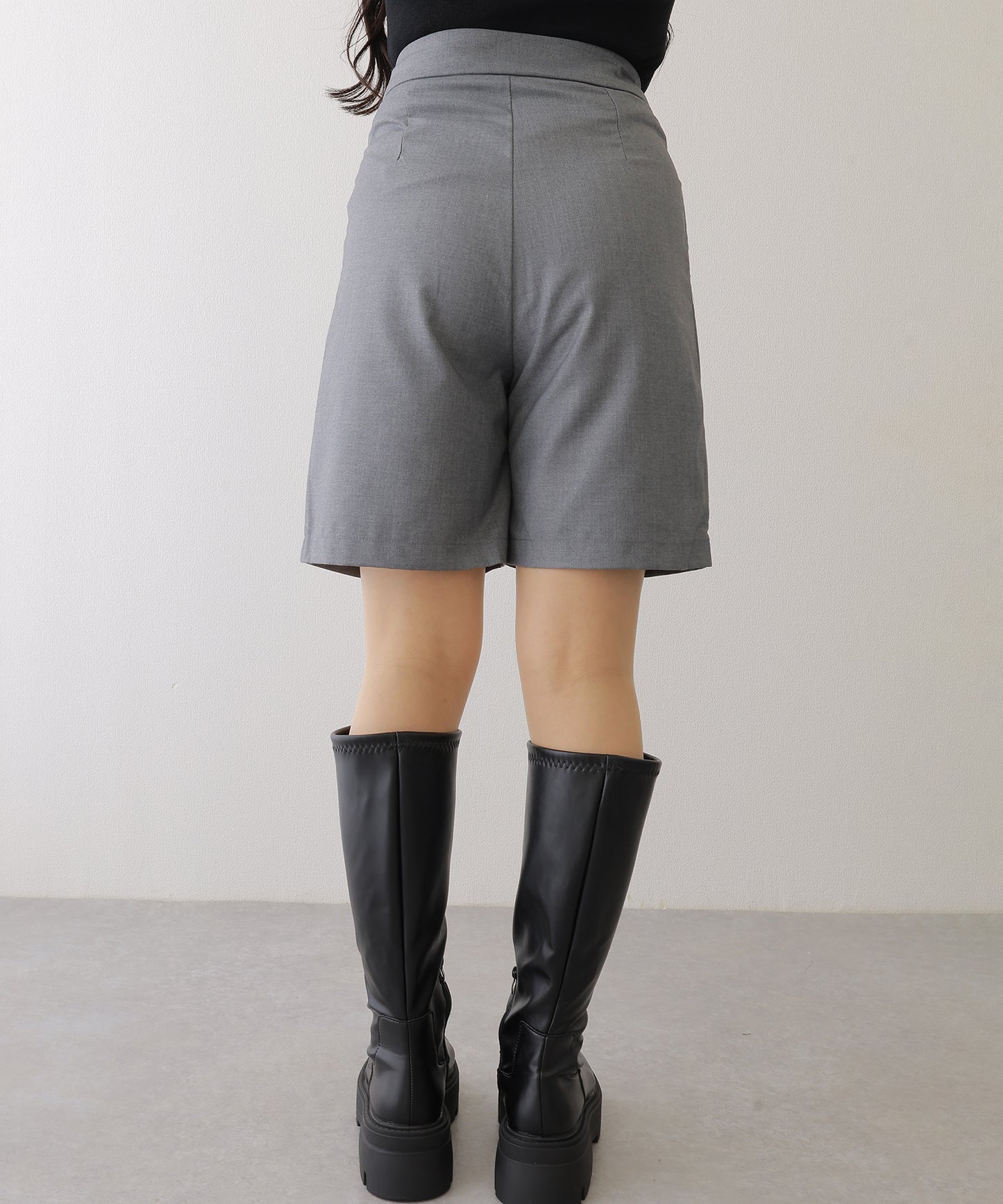 フロントボタン ダブルタック ハイウエスト ハーフ パンツ