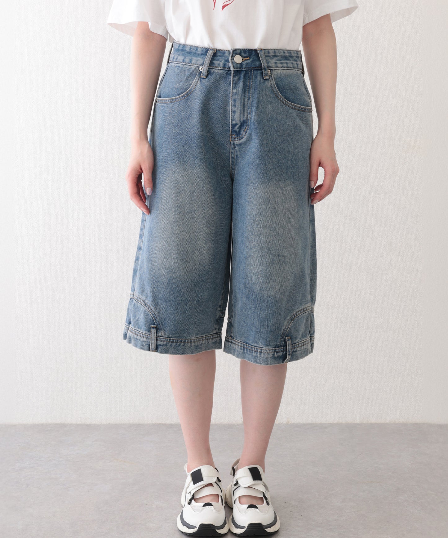 ウォッシュ加工 ユニーク ハイウエスト6分丈 デニムパンツ